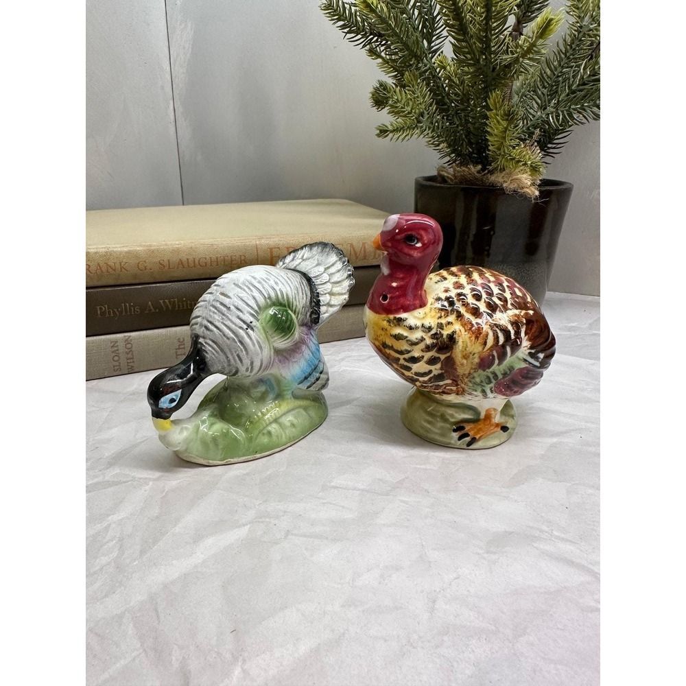 Vintage Ceramic Turkey Salt and Pepper Set Japan